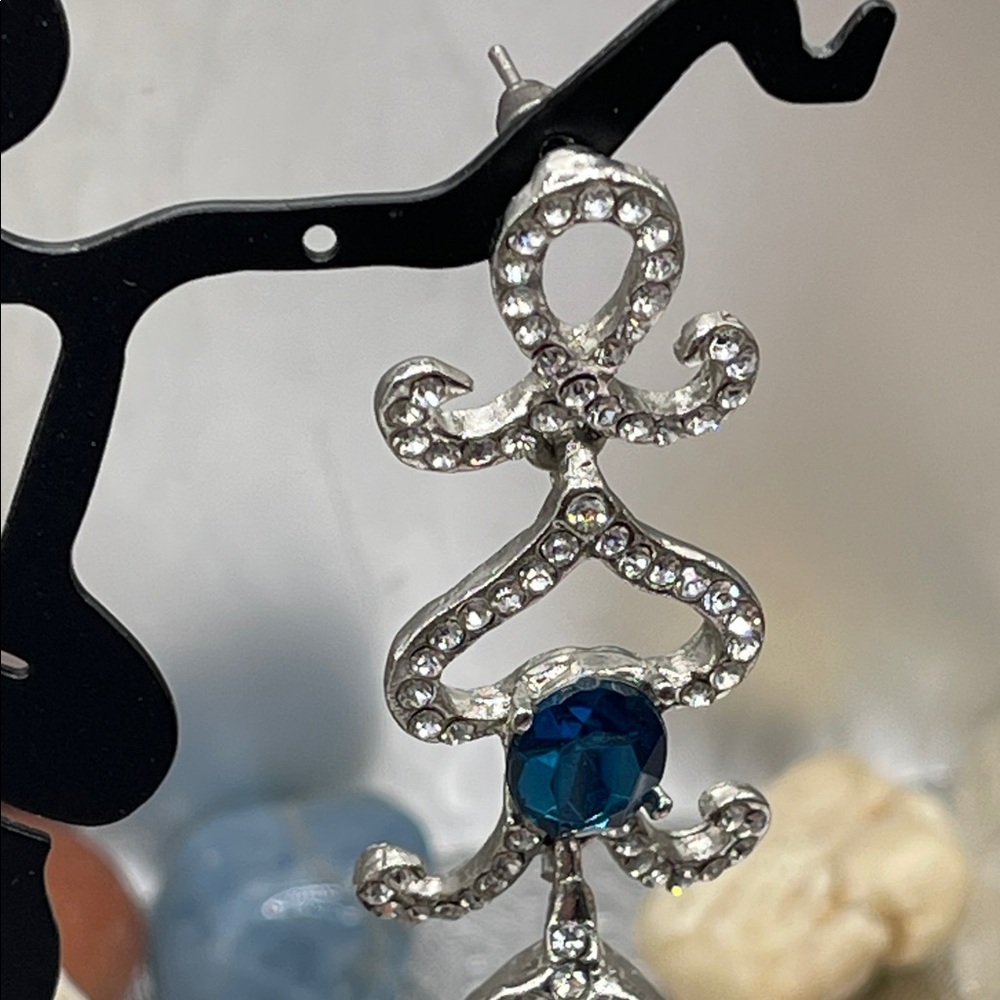 3.15.26-60 Elegant Silver & Teal Crystal Post Earrings - Picture 6 of 10